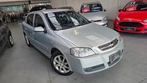 CHEVROLET ASTRA 2.0 MPFI ADVANTAGE 8V FLEX 4P MANUAL CHEVROLET ASTRA 2.0 MPFI ADVANTAGE 8V FLEX 4P MANUAL
